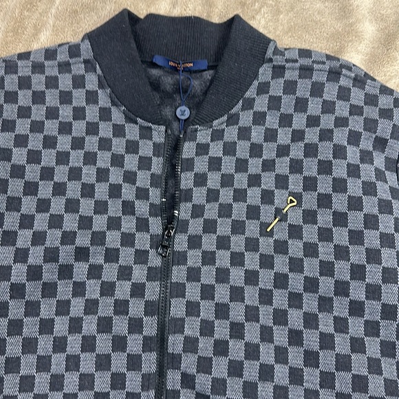 Louis Vuitton jacket - Picture 2 of 6